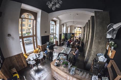 Czech inn hostel 3 stars is located at francouzska 76 in prague 10 district of prague just in 3.3 km from the centre. CZECH INN (Prague, Czech Republic) - Hostel Reviews ...