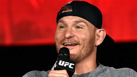 Cheer stipe miocic in style. Stipe miocic plays hilarious prank on his wife in latest "ufc embedded" #ufc203 - scoopnest.com