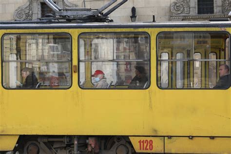 Втім, поки що ніяких послаблень вводити не. Львів: карантин на випередження - Інститут Просвіти