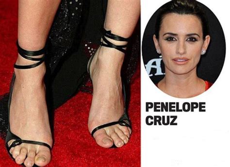 You may think that it's fun to walk in the shoes of celebrities — but here are some photos of tortured feet that may change your mind! Beautiful Celebrities With Ugly Feet - FunnyMadWorld