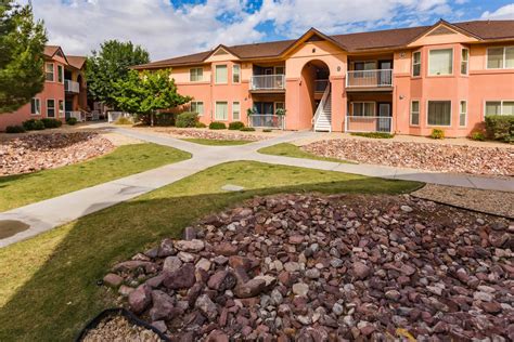 Very spacious one bedroom one bath apartment w/walk in closet built in shelving and breakfast bar. Vista Montana Apartments in Las Cruces, New Mexico
