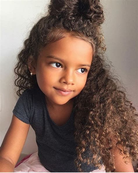 Sexy girl vicky says thank you. @dollface__keeike | Curly hair styles naturally, Curly ...