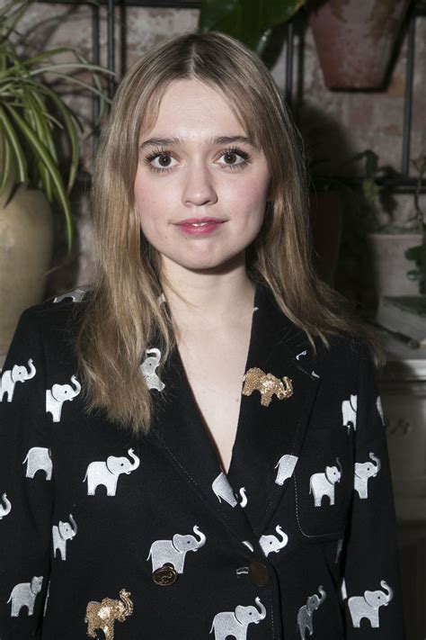 On/off collages and gifs of famous actresses, models and other beautiful celebs. AIMEE LOU WOOD at Uncle Vanya Play Press Night in London ...