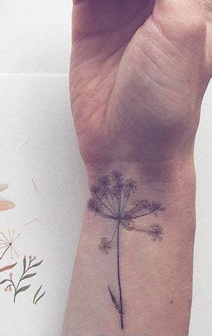 We've seen many iterations of temporary tattoos, from flash tattoos to watercolor designs, and now we're positive we've seen the prettiest faux tattoo of all: Be A Meadow Pressed Flowers Temporary Tattoos. 9 Pieces ...