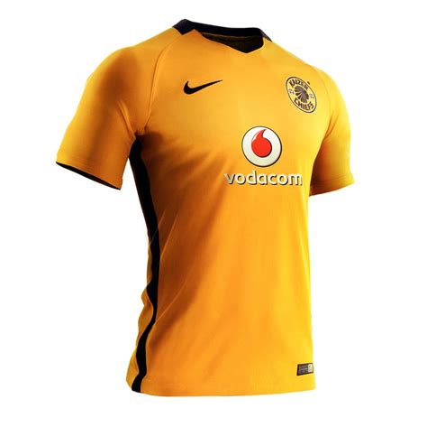 Kaizer chiefs unveiled a new coach in giovanni solinas last friday, and today, they unveiled their new kit for the 2018/19 season! Kaizer Chiefs 16/17 Nike Home Kit | 16/17 Kits | Football ...