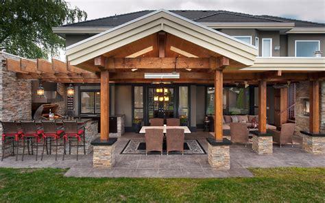 How to make your own outdoor kitchen. Enjoy your own party - outdoor kitchens make it fun! - Outdoor Living Direct