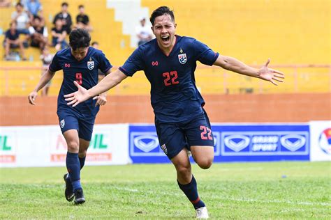 Thailand took an early lead in the 7th minute via chanathip songkrasin. AFF U18 Championship 2019: U18 Thailand draws 1-1 to U18 ...