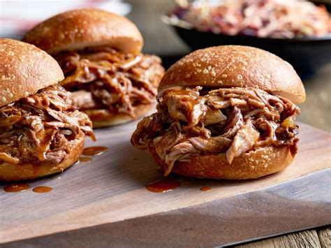 Get my easy slow cooker pulled pork recipe here with all the tips and tricks to make it a success basic grocery store hamburger buns work for family dinner, or choose smaller rolls if you're feeding a bigger party crowd to make the recipe go further. Pulled Pork Side Dishes Ideas : 10 Breakfast Sandwich ...