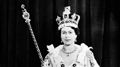Queen elizabeth ii (born princess elizabeth alexandra mary ) is the queen of the united kingdom of great britain and northern ireland, and head of the commonwealth. 68 Jahre im Amt: Queen Elizabeth II. feiert Thronjubiläum ...