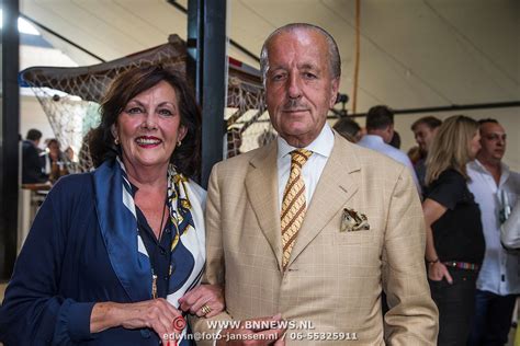 #hiddema | 4 people have watched this. Hilton Haringparty 2014 | Fotopersburo Edwin Janssen