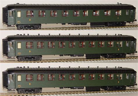*specifications are subjected for verification and may be changed without prior notice. LS Models Set of 3 Passenger cars type OCEM - EuroTrainHobby