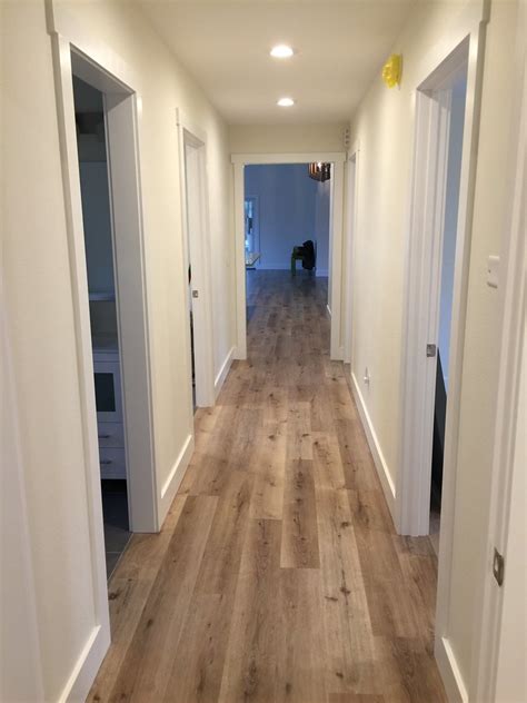 Many people are surprised to find that when looking for hardwood flooring for their home, hardwood isn't the only option. How Does Vinyl Plank Flooring Age | Vinyl Plank Flooring