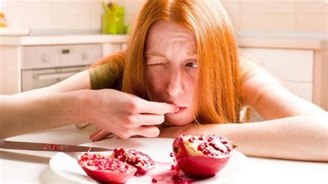 Ada tiga macam buah delima, yaitu delima putih, delima merah dan delima ungu. Buah Delima Untuk Rambut : Manfaat Buah Kurma Untuk Kesehatan Rambut dan Kecantikan ...