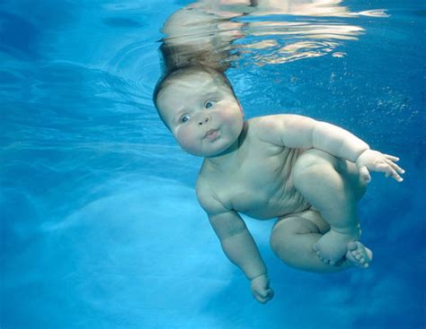 Onesies and blankies and binkies. Babies Swimming Underwater (14 pics) - Izismile.com