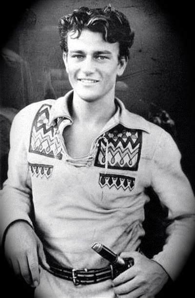 Attended glendale high school, california; John Wayne in his youth | Young john wayne, John wayne ...