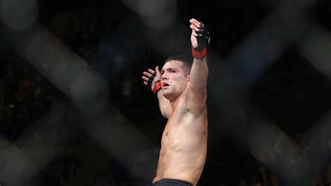 Chris weidman is expecting both a reunion and a farewell that is centered around the middleweight championship belt being wrapped around his waist again. Chris Weidman ready to challenge for middleweight title after years of challenges | Sporting News