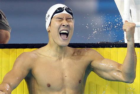 He has four olympic medals, five wor. 박태환, 자유형200m 아시안 신기록 : 부산의 대표 정론지, 국제신문