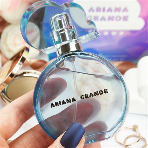 Ariana Grande Cloud Perfume | Ariana grande perfume, Ariana perfume, Ari perfume
