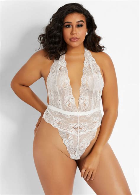 •plus size babydoll featuring charming floral pattern lace crafted. Plus Size Lingerie White Lace Bodysuit