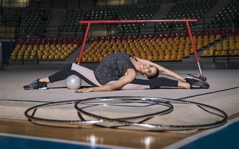 Al terzo posto si piazza israele. Ginnastica ritmica: schiena flessibile? Fate come Martina ...