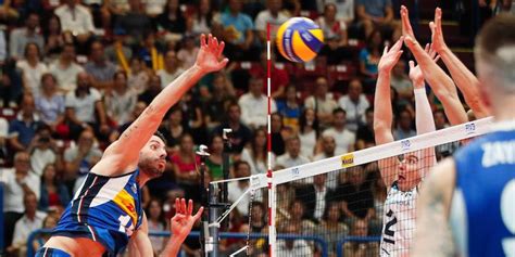 Pavimentazioni per campi da pallavolo fisse e amovibili. Italia-Olanda dei Mondiali di pallavolo maschile in TV e ...