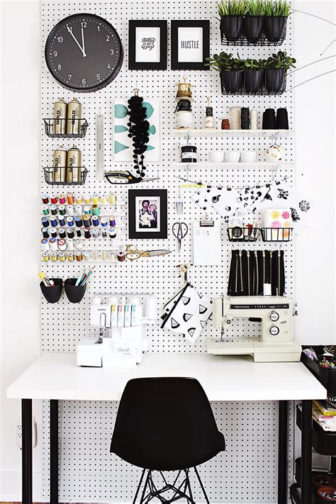 Labels are your best friend. Diy Office Desk Organization Ideas / 10 Steps To An ...