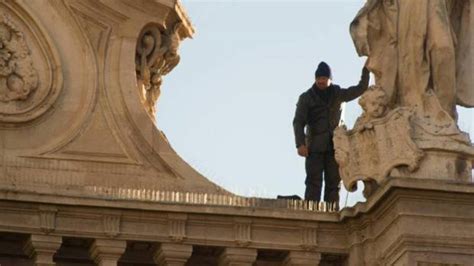 Oct 06, 2021 · aunque ensuciar la catedral es el culmen del despropósito ―sobre todo teniendo en cuenta que su fachada acaba de ser restaurada después de ocho años de trabajos y la rejería data de 1791. Un hombre se encarama a la fachada de la Catedral de Murcia