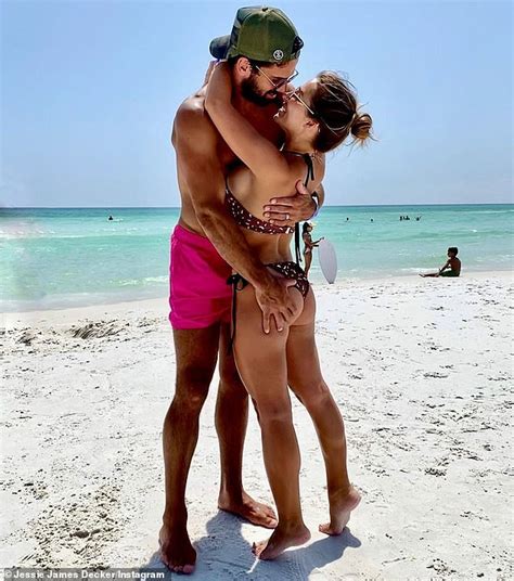 Jessie is an american singer, song writer and the realty television personality. Jessie James Decker wears nude bikini from her Kittenish ...