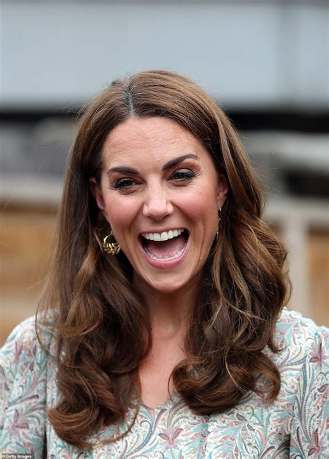 Jun 11, 2021 · kate middleton is proving that she is utterly unflappable when it comes to answering questions related to the royal family feud after being put on the spot on friday during an education roundtable. Kate Middleton Sexy at Seminar On Photography in London ...