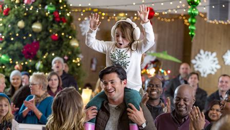 #christmascookies @hallmarkchannel they are fantastic @amelieeveactor @ . Its a Wonderful Movie - Your Guide to Family and Christmas ...