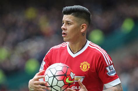 Wishing marcos rojo a speedy recovery after sustaining a ligament injury. Manchester United's Marcos Rojo hit by alleged naked pic ...