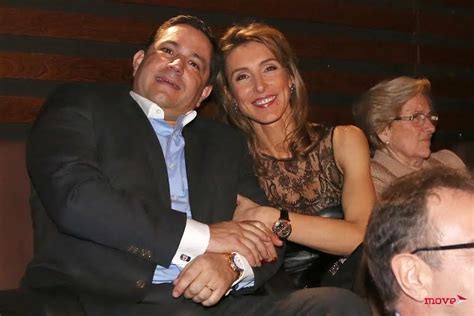 © swipe news, sa mário ferreira mário ferreira tinha comprado pouco mais de 2% das ações da cofina quando estava alinhado com paulo fernandes para comprar a media capital, mas depois da desistência do dono do correio da manhã, mário ferreira ficou com aquelas ações… até agora. Mário Ferreira junta amigos em noite de estreia - MoveNotícias