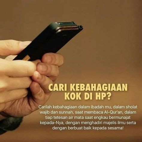 Menidurkannya di peraduan, hingga lelap dan hangat oleh pasrah dan berserah. Mendekatkan diri kepada Allah adalah sumber kebahagian ...