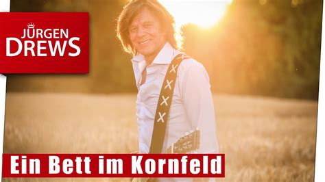 Seine ersten jahre im showbusiness starteten wenig spektakulär: Ein Bett Im Kornfeld