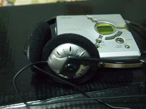 Diy / modanother modded koss ksc75 (imgur.com). Headband mod สำหรับ Koss KSC75 - เว็บบอร์ดหูฟังมั่นคง ...