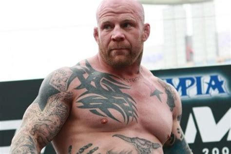 Champion of mma (mixed martial arts), considered one of the best fighters in the world in his discipline and is known worldwide for its sporting successes. Visszavonult Jeff Monson