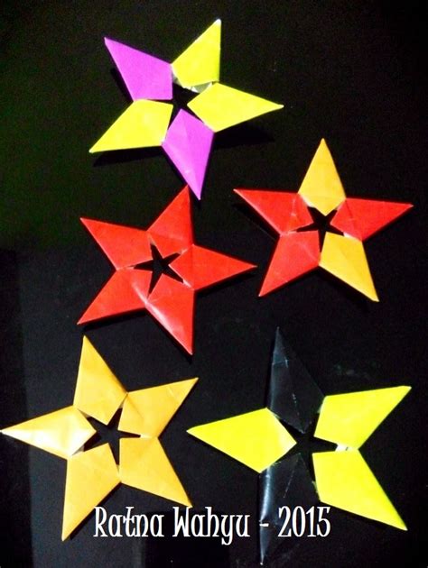 Bencana dan kesulitan harus bisa dihadapi dengan keikhlasan. Ratna Punya Cerita: Origami Bintang