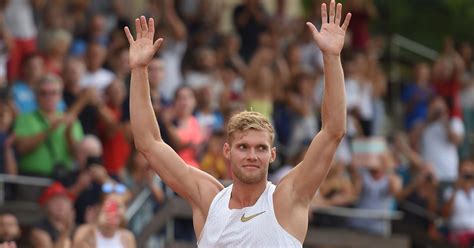 May 30, 2021 · the others were kevin mayer of france (9,126), american ashton eaton (9,045), and roman sebrle of the czech republic (9,026). Kevin Mayer sets a new world record in the decathlon with ...