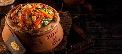 Of dumb] dum•dum1 (dum′dum′),usa pronunciation n. biryani sure never gets old.