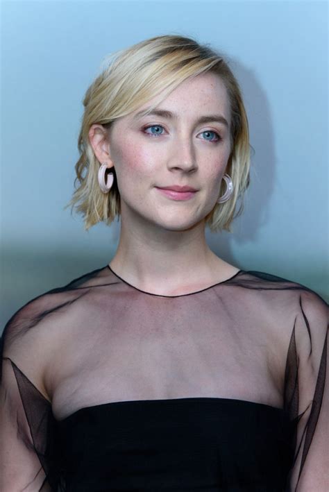 So, how did she become a hollywood starlet? SAOIRSE RONAN at On Chesil Beach Special Screening in London 05/08/2018 - HawtCelebs