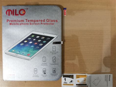 Tempered glass = kaca yang dibuat melalui proses perubahan suhu atau penambahan zat agar kaca yang diperoleh lebih tempered glass itu kaca yang tangguh, bila dijatuhkan kemungkinan tidak pecah. Jual anti gores / tempered glass / gorilla glass apple ...