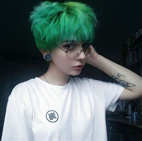 Most thick hair men prefer to have a haircut that goes with their lifestyle, a kind of hairstyle that is not only stylish but also practical to maintain. 35 Best Pixie Hairstyle Ideas For Beauty Women | Aesthetic ...