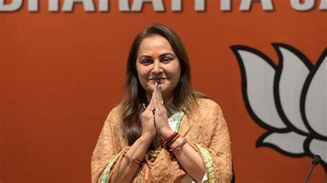 Jaya prada, amrita arora, mrinal kulkarni, reema lagoo, dino morea. Jaya Prada takes a jibe at Azam Khan in Mohammad Ali ...