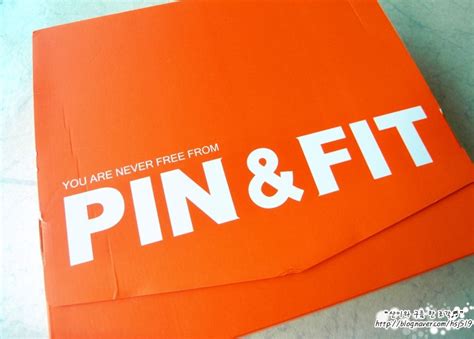 정지유, klpga '핫루키' 등극한 빛나는 존재감. PIN&FIT 핀앤핏 런칭 1주년 기념 로고 티셔츠 / 런닝맨 티셔츠 ...