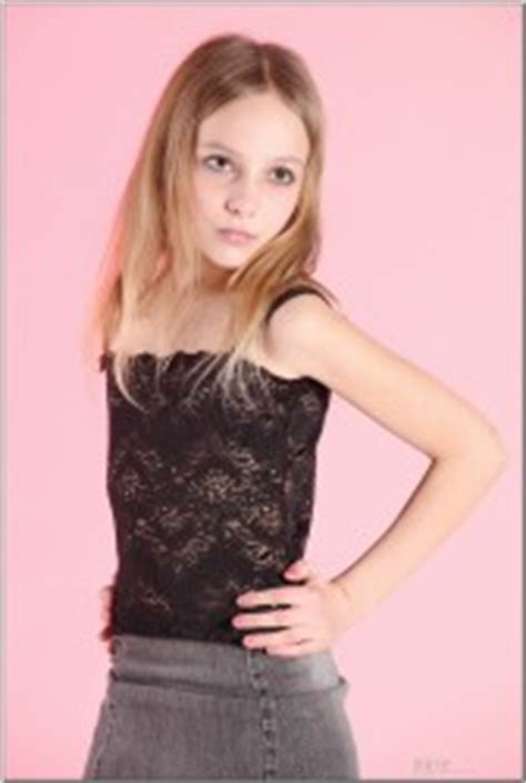 Tmtv model violette image gallery photogyps to download tmtv model violette image gallery photogyps just right click and save image as. TMTV Violette - Black Lace Top