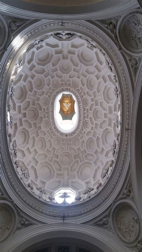 Pepe, aparte de su pasión por el derecho mercantil, gusta de teorizar. Cúpula de S. Carlos de las cuatro fuentes. Borromini | Arquitectura barroca, Arquitectura ...