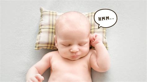 Pada usia sekecil ini, mereka boleh tidur dengan purata 16 jam. Bayi Tidur Pakai Bantal Bisa Menyebabkan Kematian, Kenapa?