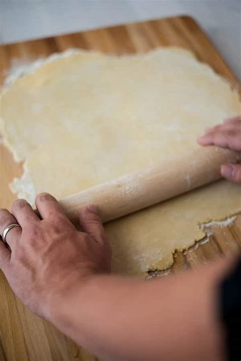 Split dough in half and form into two discs. Pie Crust Recipe • A Sweet Pea Chef