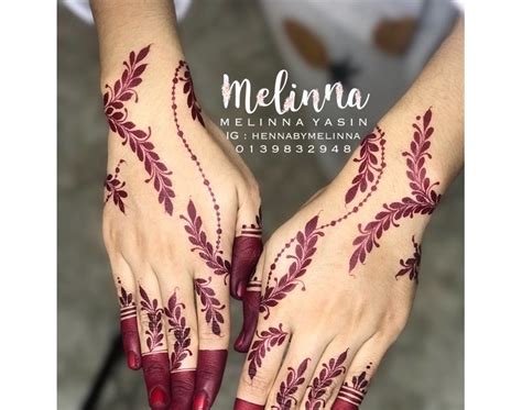 There is an endless list of different types of donkey tattoos with their respective meanings and explanations. Henna Tangan Simple Corak Inai Simple Di Jari : 30 Henna ...