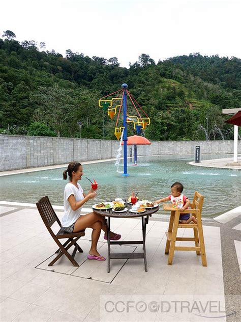 The hotspring and the location are the only things that's good. SURIA Hot Spring Bentong, Pahang - CC Food Travel